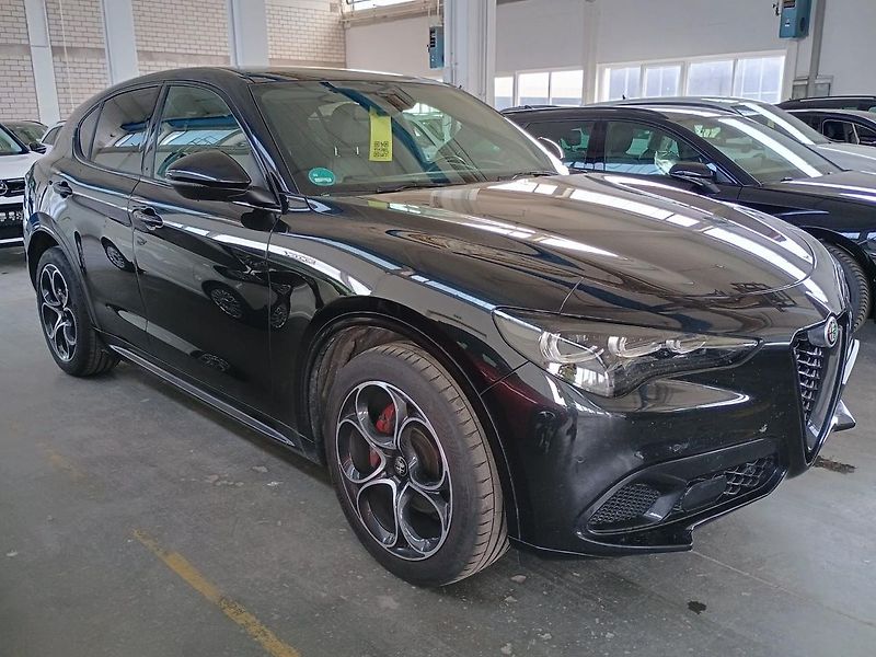 Alfa Romeo Stelvio (2024) 2.2 210 HP Veloce 8AT Q4 - fotka 2 z 9