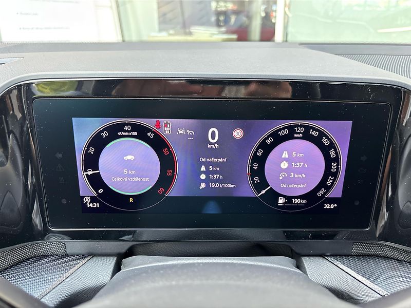 Škoda Kodiaq 2,0 TDI 110 kW SELECTION DSG - fotka 13 z 30