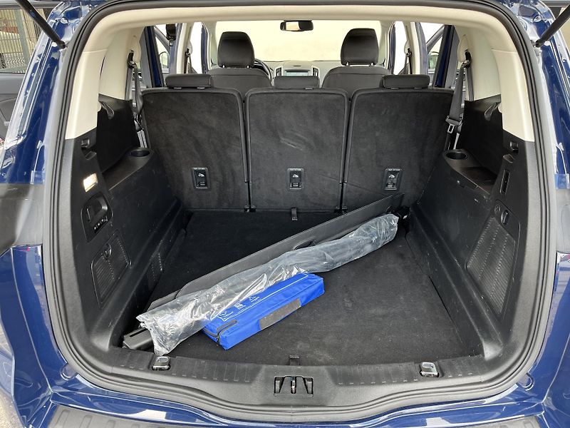 Ford S-MAX (2021) 2.0Eco NEZ*TOPENÍ ACC KAMERA - fotka 26 z 39