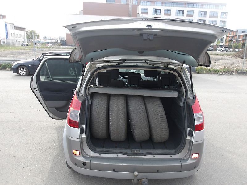 Renault Scénic 1,5DCi PĚKNÝ ! - fotka 23 z 26