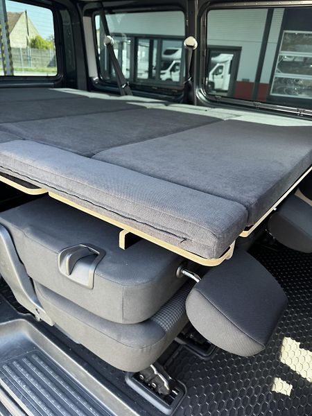 Volkswagen (2020) Transporter 2.0l/140HP - fotka 15 z 36