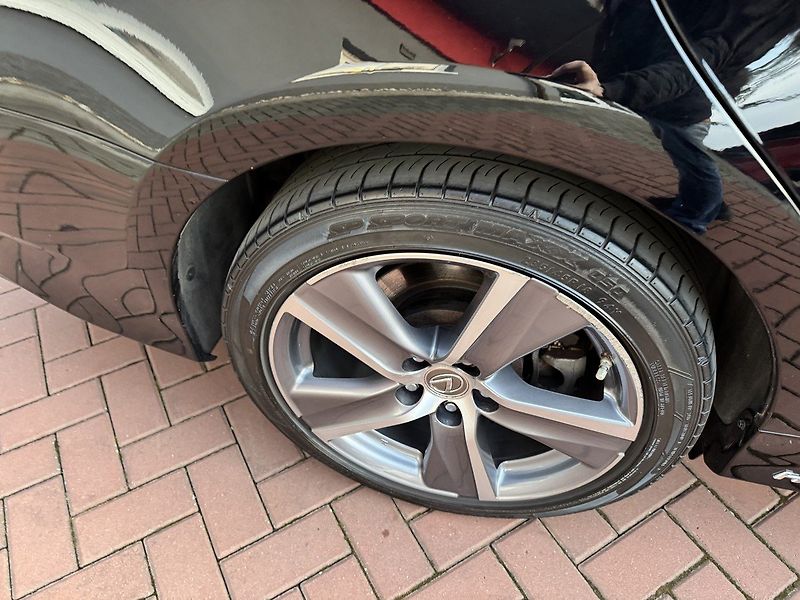 Lexus GS 450h (2018) 3.5i Hybrid LED Navi Kamera - fotka 47 z 49