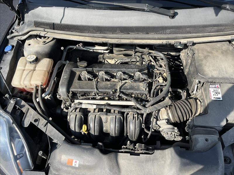 Ford Focus 1,8 i KLIMA 2x KOLA VYHŘ. OKNO - fotka 26 z 37