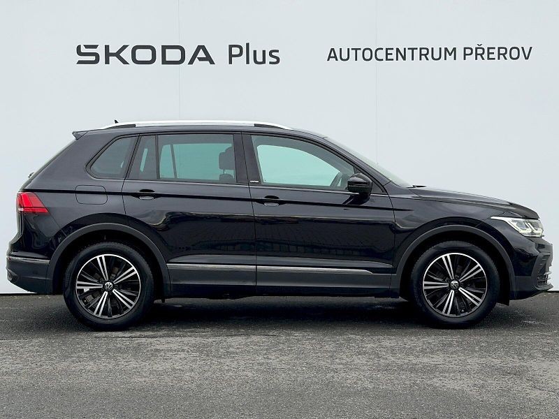 Volkswagen Tiguan (2021) 1.5 TSI 110kW United - fotka 31 z 35