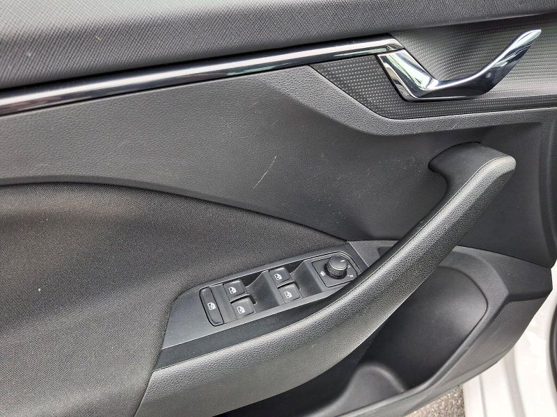 Škoda Scala (2023) Ambition 1,0TSi 81kW - fotka 27 z 33