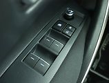 Toyota Corolla (2023) Active 1.8 Hybrid - náhled 15