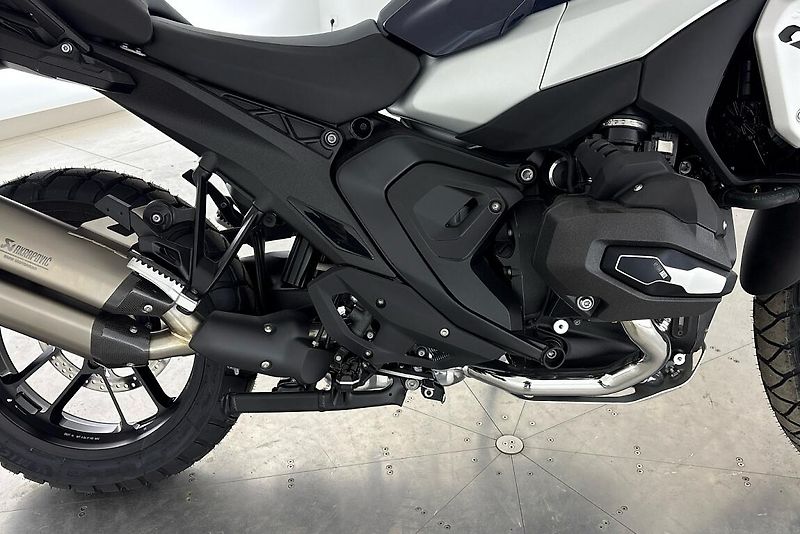 BMW R 1300 GS - fotka 5 z 13