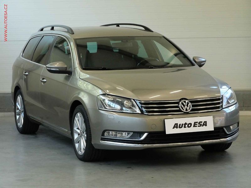 Volkswagen Passat (2012) 2.0TDI, ČR, Comfortline, DSG - fotografie inzerátu