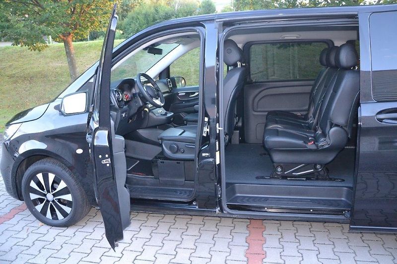 Mercedes-Benz Vito 119 XL 4x4 Airmatic - fotka 17 z 45