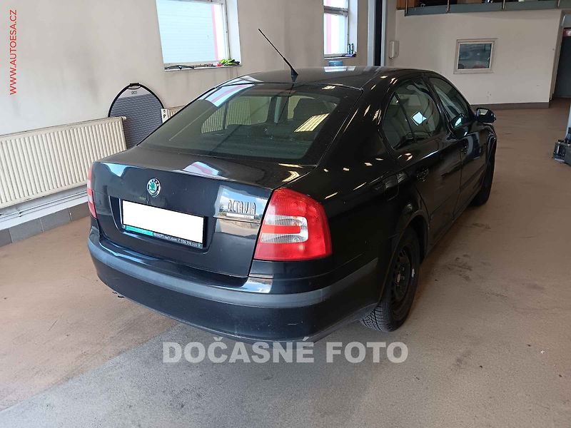 Škoda Octavia (2007) 1.9 TDI, 2.maj,ČR, Elegance - fotka 2 z 3