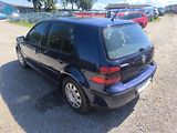 Volkswagen Golf (2001) KRÁSNÝ,145TKM,1MAJ89LET,SERVIS - náhled 4