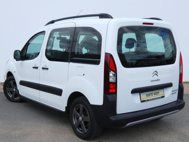 Citroën Berlingo 1,6 HDi - fotka 13 z 29