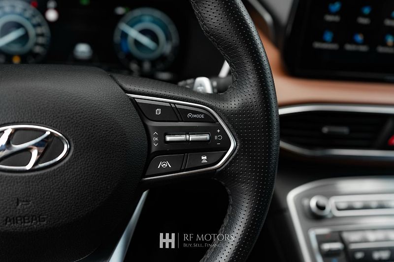 Hyundai Santa Fe (2023) - fotka 37 z 49