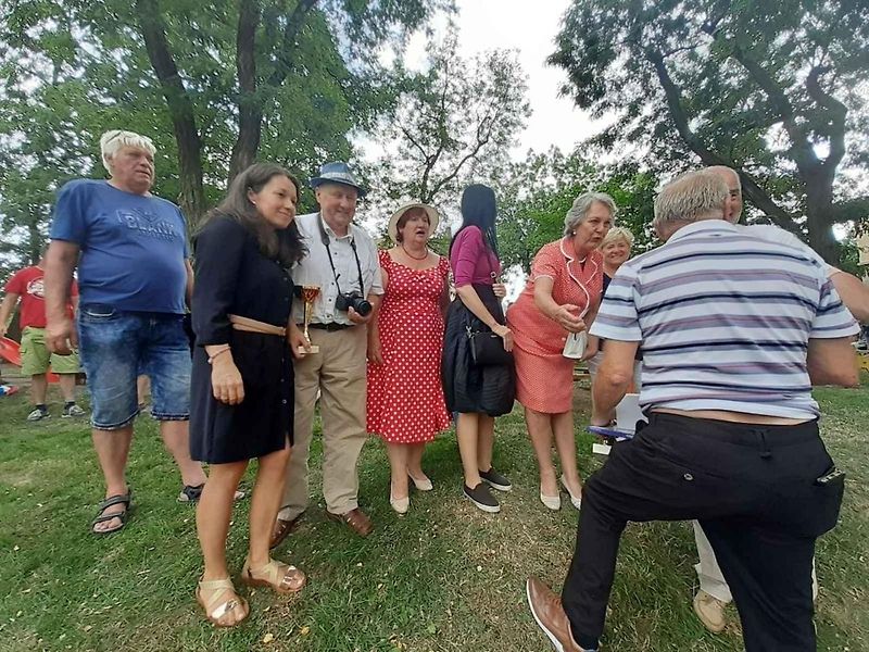 Do Hříškova dorazil na jubilejní veteránský sraz rekordní počet vozidel.