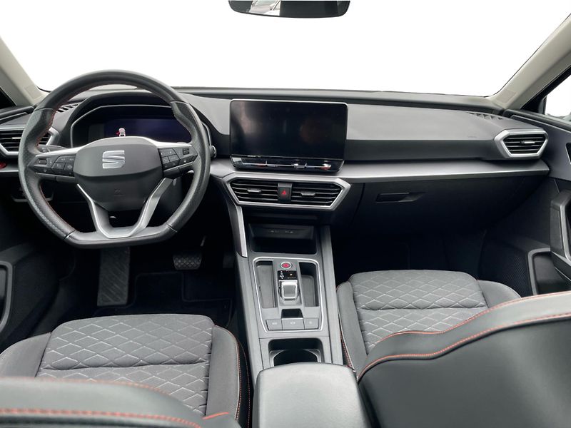 Seat Leon 2.0 TDi DSG 7st. FR-Line - fotka 5 z 29