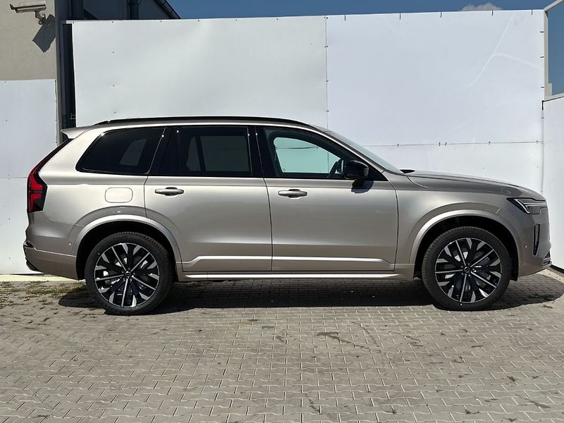 Volvo XC90 Plus Dark T8 299kW - fotka 5 z 25