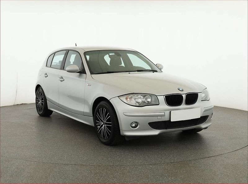 BMW Řada 1 (2005) 116i, nová STK, jezdí výborně - fotografie inzerátu