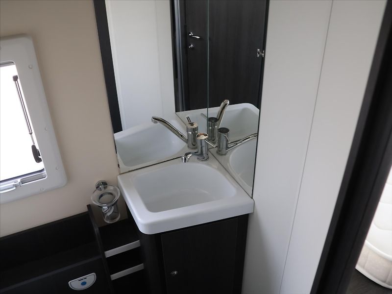 CI Caravans International Ostatní 2.0 CI Magis Plus 84 CZ DPH - fotka 24 z 44