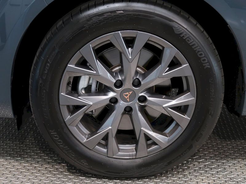Cupra Terramar (2026) 2.0TSI 150KW 4x4 DSG - fotka 12 z 40