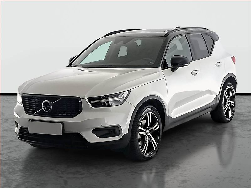 Volvo XC40 (2018) R-Design T4 AWD - fotka 2 z 20