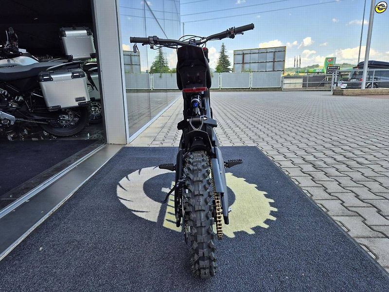 Ostatní (2026) XXX Mini - fotka 4 z 19