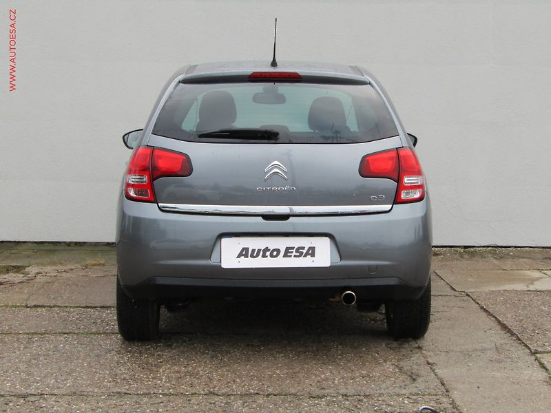 Citroën C3 (2010) 1.6VTi, AC, tempo, park.asist - fotka 5 z 20