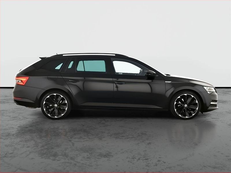 Škoda Superb (2022) Sportline 2.0 TSI - fotka 6 z 20