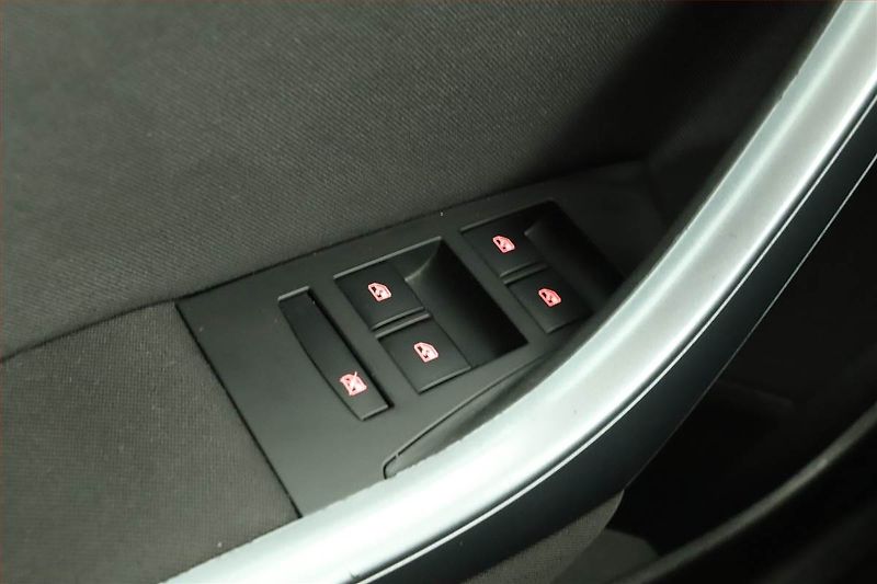 Opel Astra (2014) 1.7 CDTI, Serv.kniha, Tempomat - fotka 12 z 12