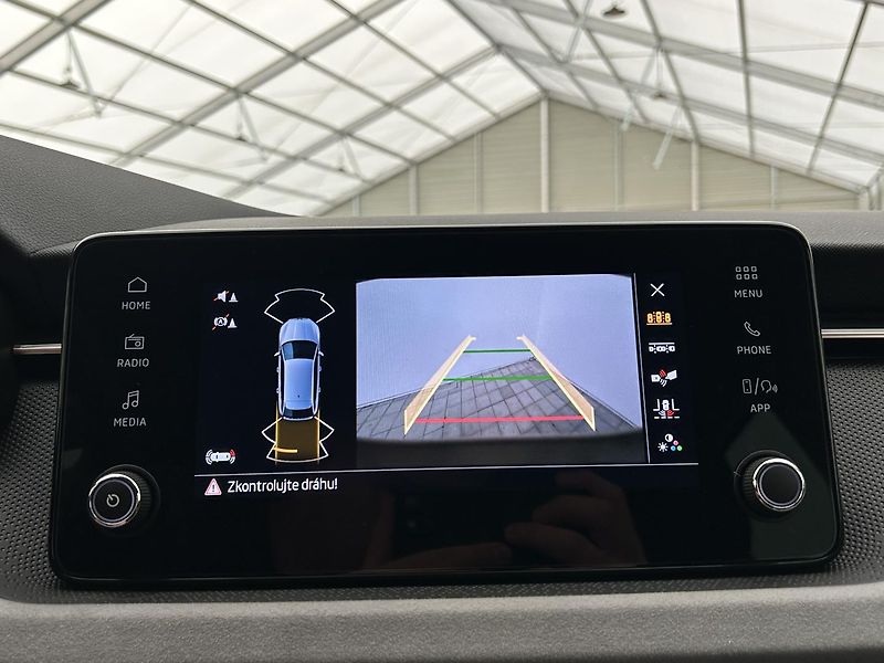 Škoda Scala 1.5 TSI Top selection - fotka 11 z 29