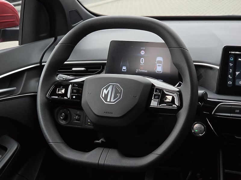MG MG3 (2025) 1,5i 85kW - fotka 15 z 16
