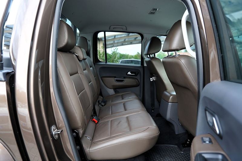 Volkswagen Amarok 2.0 TDI 4x4 High line/120 Kw/m - fotka 33 z 46