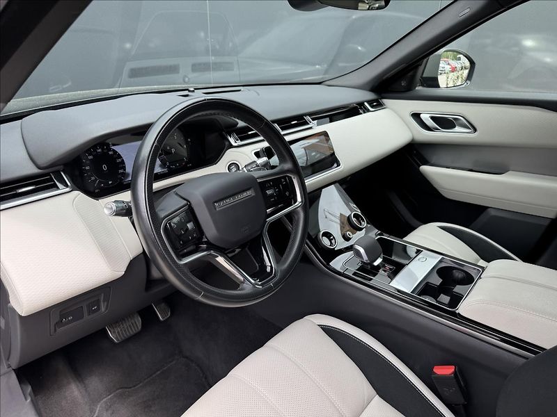 Land Rover Range Rover Velar 3,0 D300 R-DYNAMIC S AWD DPH - fotka 10 z 37