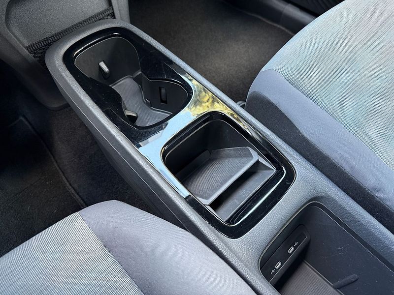 Volkswagen ID.3 PRO 62 kWh ACC - fotka 25 z 36