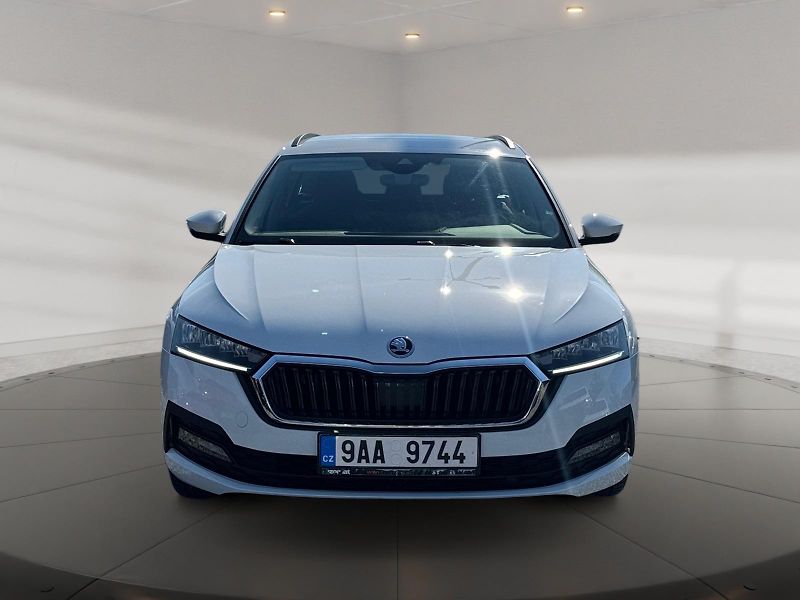 Škoda Octavia (2022) AMBITION 2.0TDI 85kW CZ DPH - fotka 2 z 11