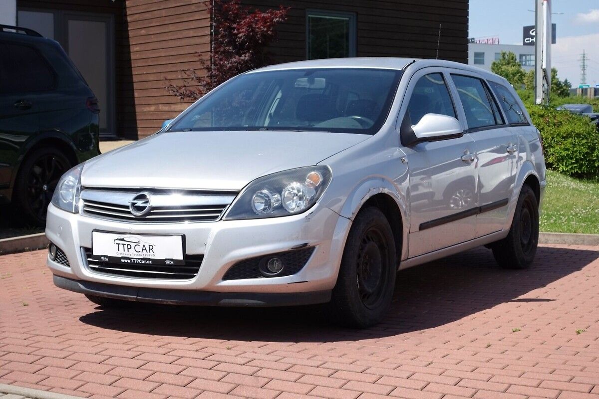 Opel Astra 1,6i 85kW M/T