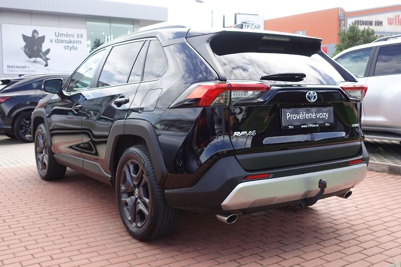 Toyota RAV4 2,5HSD Adventure 4x4 - fotka 6 z 34