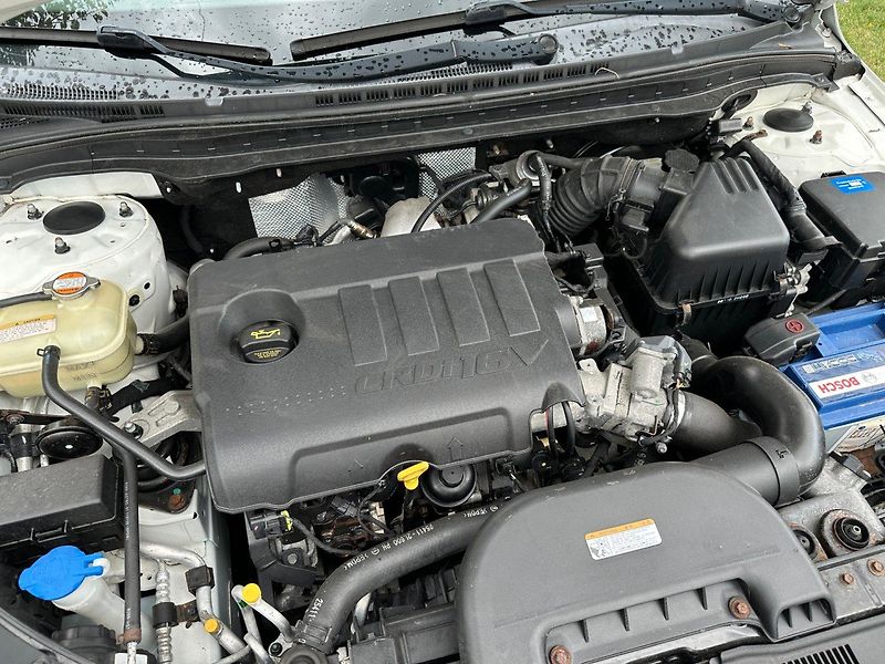 Hyundai i30 (2011) CW 1.6Crdi 66kw FIFA - fotka 24 z 24