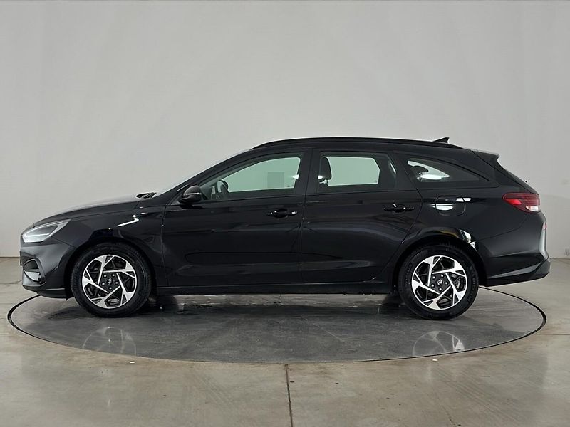 Hyundai i30 Smart DCT - fotka 3 z 26