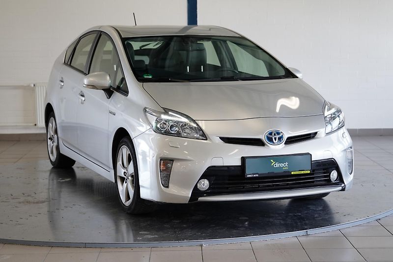 Toyota Prius - fotka 8 z 25