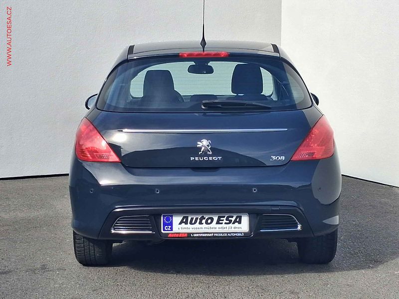 Peugeot 308 (2013) 1.6 VTi, 2.maj,ČR, servis - fotka 5 z 15