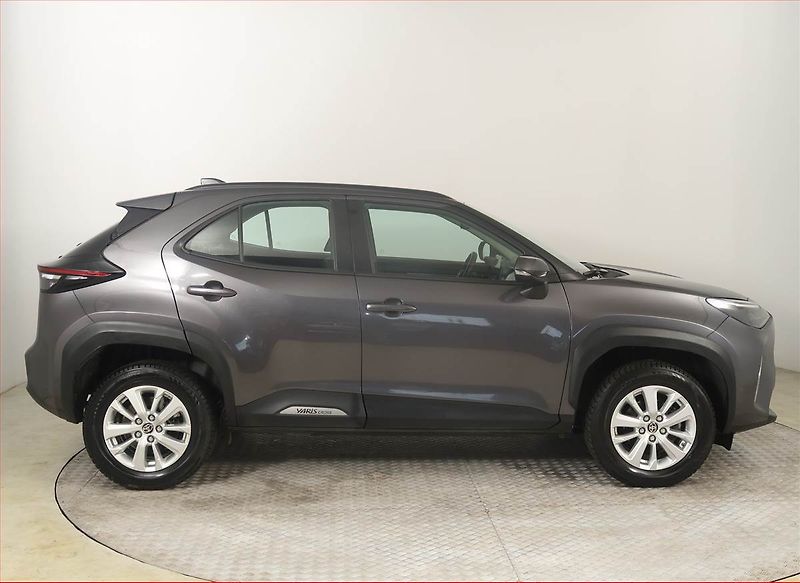 Toyota Yaris Cross (2024) Comfort 1.5 VVT-iE, Automat - fotka 6 z 20
