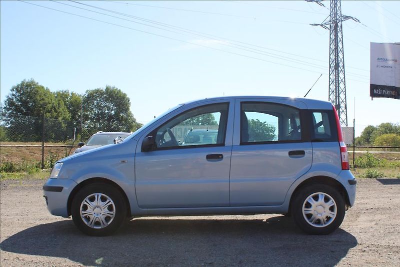 Fiat Panda 1,1 i  CITY SERVO,STK 5/2027 - fotka 9 z 22