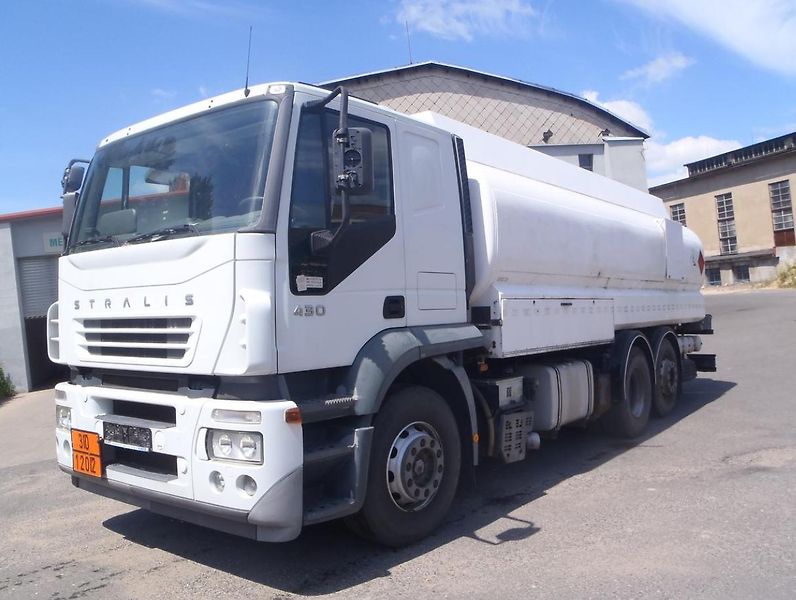Iveco (2006) 260 cisterna PHM - fotka 1 z 9