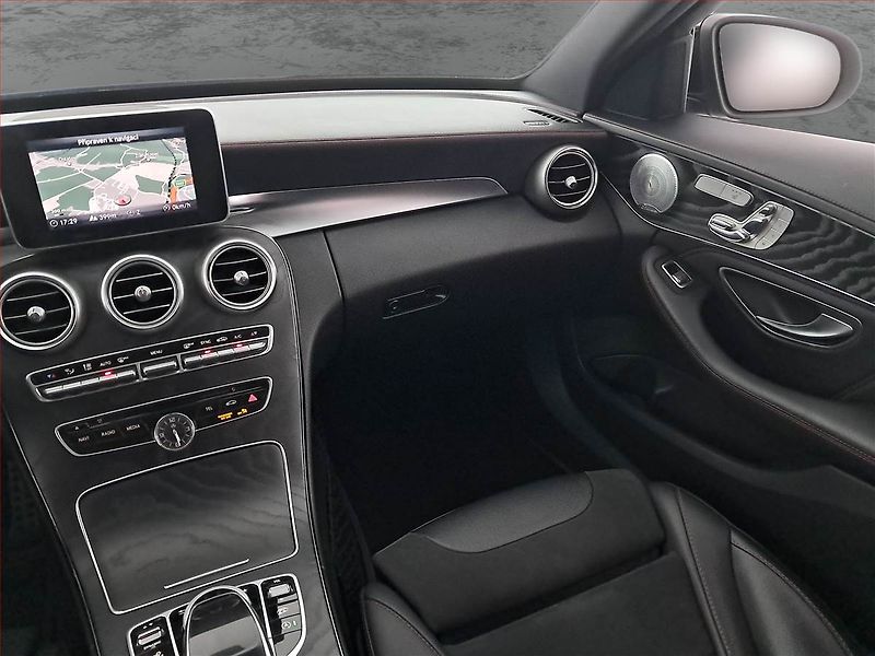 Mercedes-Benz Třídy C (2018) AMG Style C 43 AMG 4MATIC - fotka 8 z 23