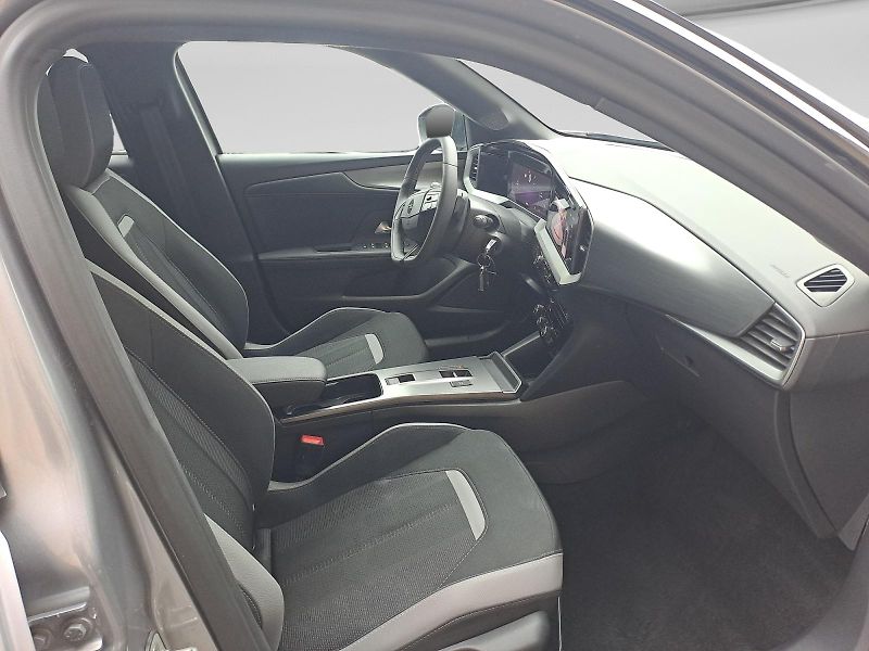 Opel Mokka (2025) GS 1.2 TURBO 96kW EAT8 - fotka 13 z 15