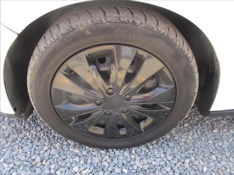 Ford Focus 1,6 TDCi, klima,serv.kniha,CZ, - fotka 23 z 29