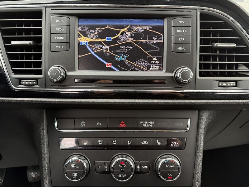 Seat Leon 1,4 TSI 90kW ST Navi AKCE ! - fotka 23 z 28