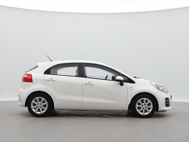 Kia Rio 1,4 CVVT 80kW Anniversary CZ - fotka 8 z 29