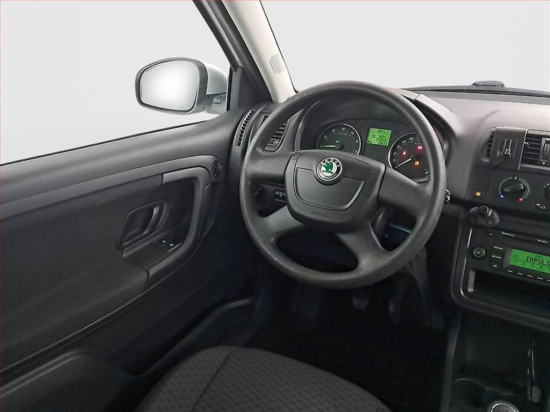 Škoda Fabia (2011) 1.2 12V - fotka 7 z 13