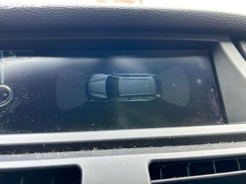 BMW X5 (2013) 3.0 D 180 KW - fotka 19 z 24
